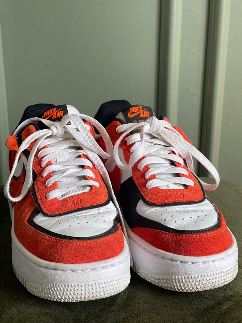 Nike Air Force 1 Low Top Sneakers Orange Black White Sz 8 Women Fit Bengals